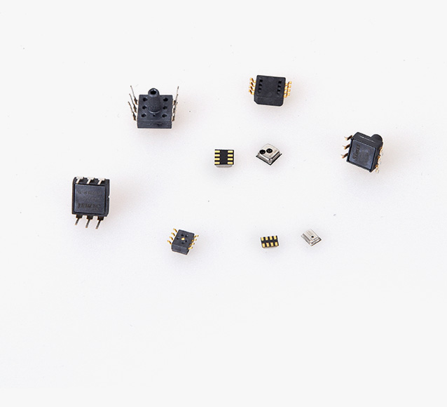 ѹ������������MEMS�������߱�������Ǯ�����߿ɿ����������ձ������Ծ�׼���ŵ����ձ�Ӧ����ҽ����е�����Ѫѹ�������������������༰�˶����Ʒ������